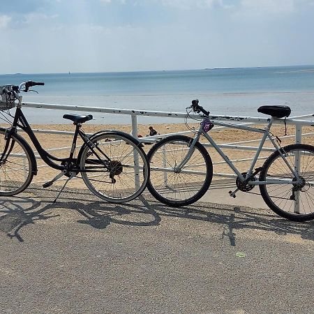 T2 Moderne, Lumineux, Proche De La Mer Et Des Principaux Acces Routiers Saint-Nazaire  Exterior foto
